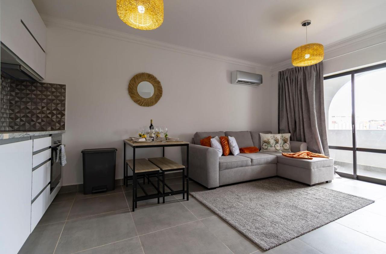 3 Minutes To The Beach, 2 Bedroom Amazing Apt With Balcony, Bbq Grill And Pool Sagres Buitenkant foto